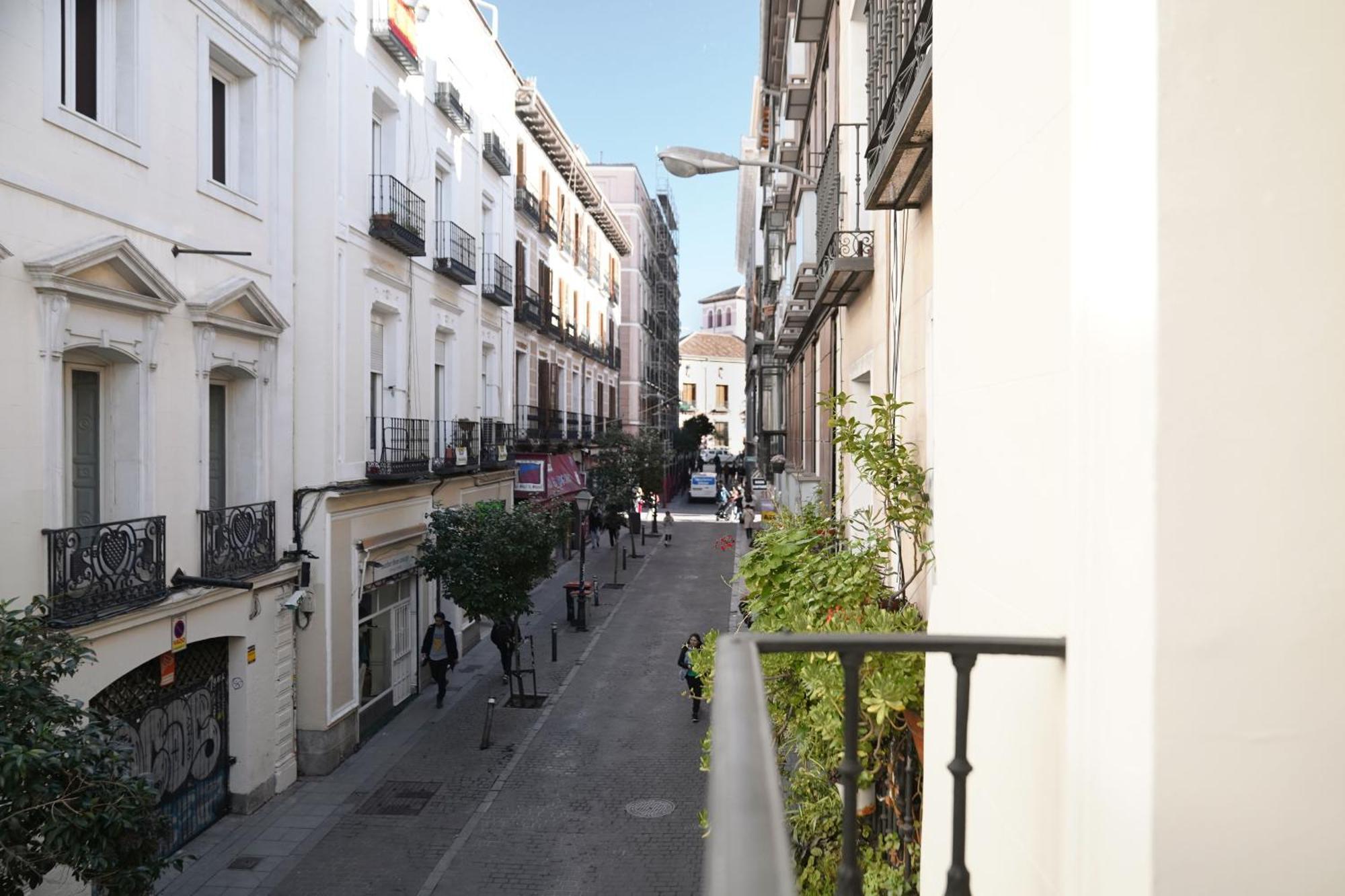 Numa Madrid Luna Exterior photo